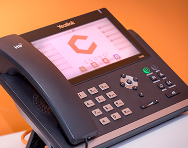 hosted VoIP phone system